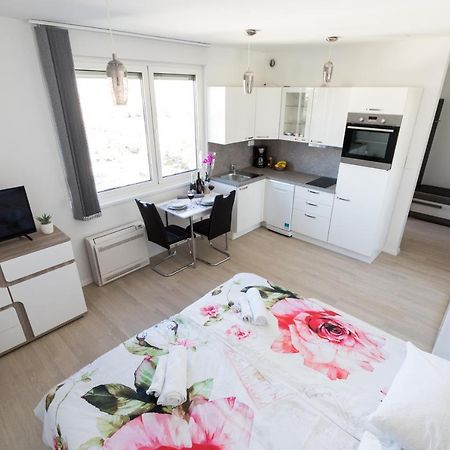Studio Apartman Moonlight Zára Kültér fotó