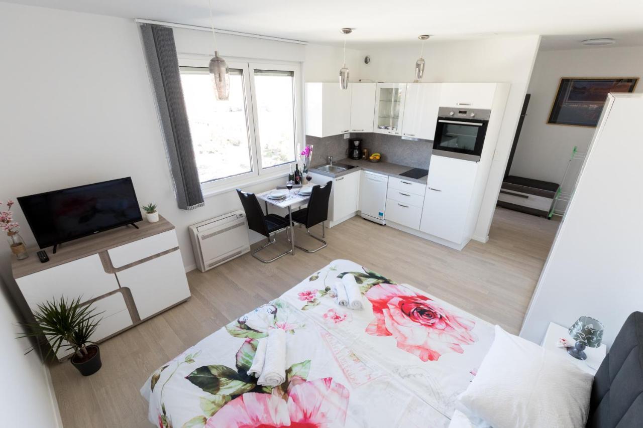 Studio Apartman Moonlight Zára Kültér fotó