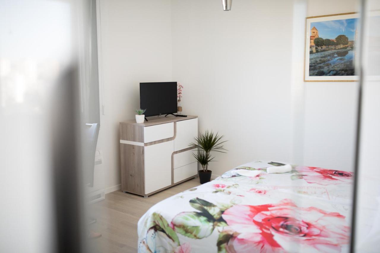 Studio Apartman Moonlight Zára Kültér fotó